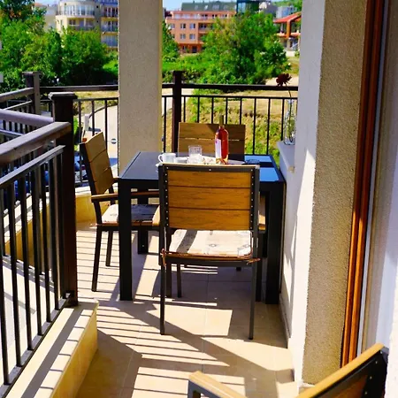 Byala Vista D - виста бийч апартментс д * Byala (Varna)